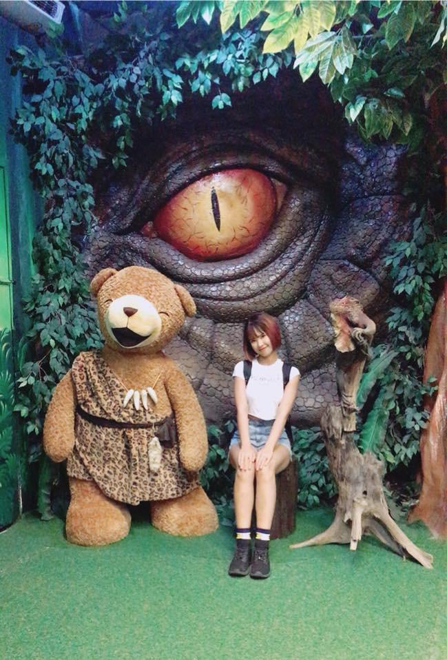 Sau nghi vấn mang thai, Khởi My khoe vòng eo thon gọn đi du lịch cùng Kelvin Khánh