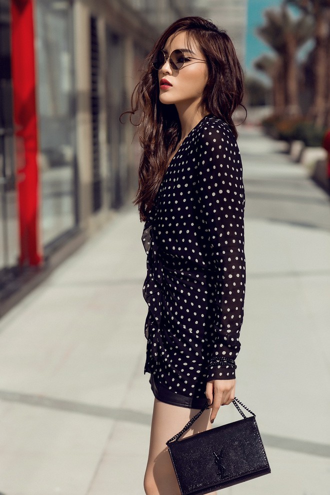 Hoa hậu Kỳ Duyên khoe chân dài 1m1 với gu mặc sang chảnh, gợi cảm