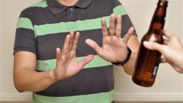 Không rượu chè cờ bạc gái gú, nam thanh niên bị cả nhà bạn gái chê như đàn bà