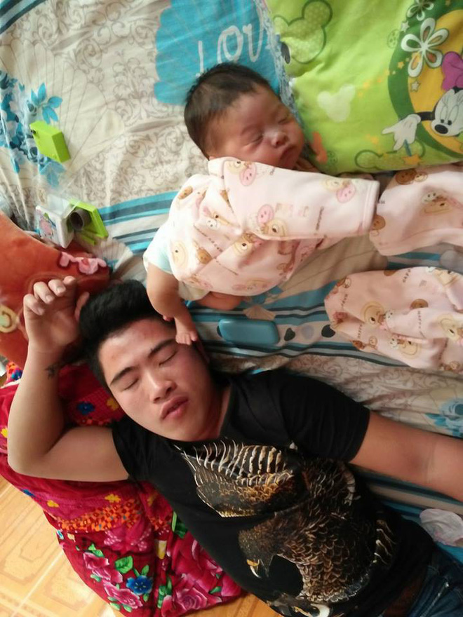 Series ảnh chứng minh, các mẹ đau đẻ cũng bằng thừa, con luôn là bản copy của bố, đến thần thái cũng hệt như nhau