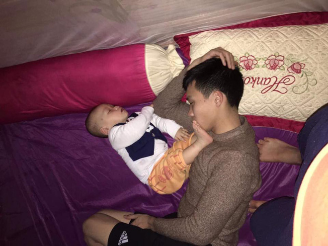 Series ảnh chứng minh, các mẹ đau đẻ cũng bằng thừa, con luôn là bản copy của bố, đến thần thái cũng hệt như nhau