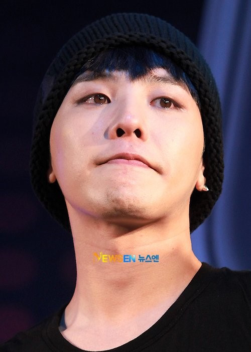 G-Dragon: 30 tuổi, 22 năm sự nghiệp và ngôi vua vĩnh viễn của Kpop G-Dragon: 30 tuổi, 22 năm sự nghiệp và ngôi vua vĩnh viễn của Kpop