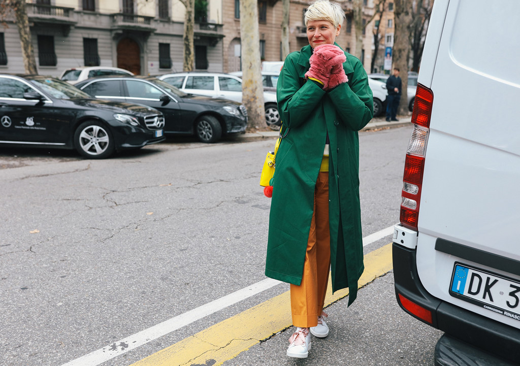 Những bộ cánh sặc sỡ màu sắc tại tuần lễ thời trang Milan