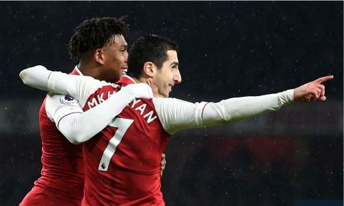 Aubameyang nổ súng, Arsenal đè bẹp Everton