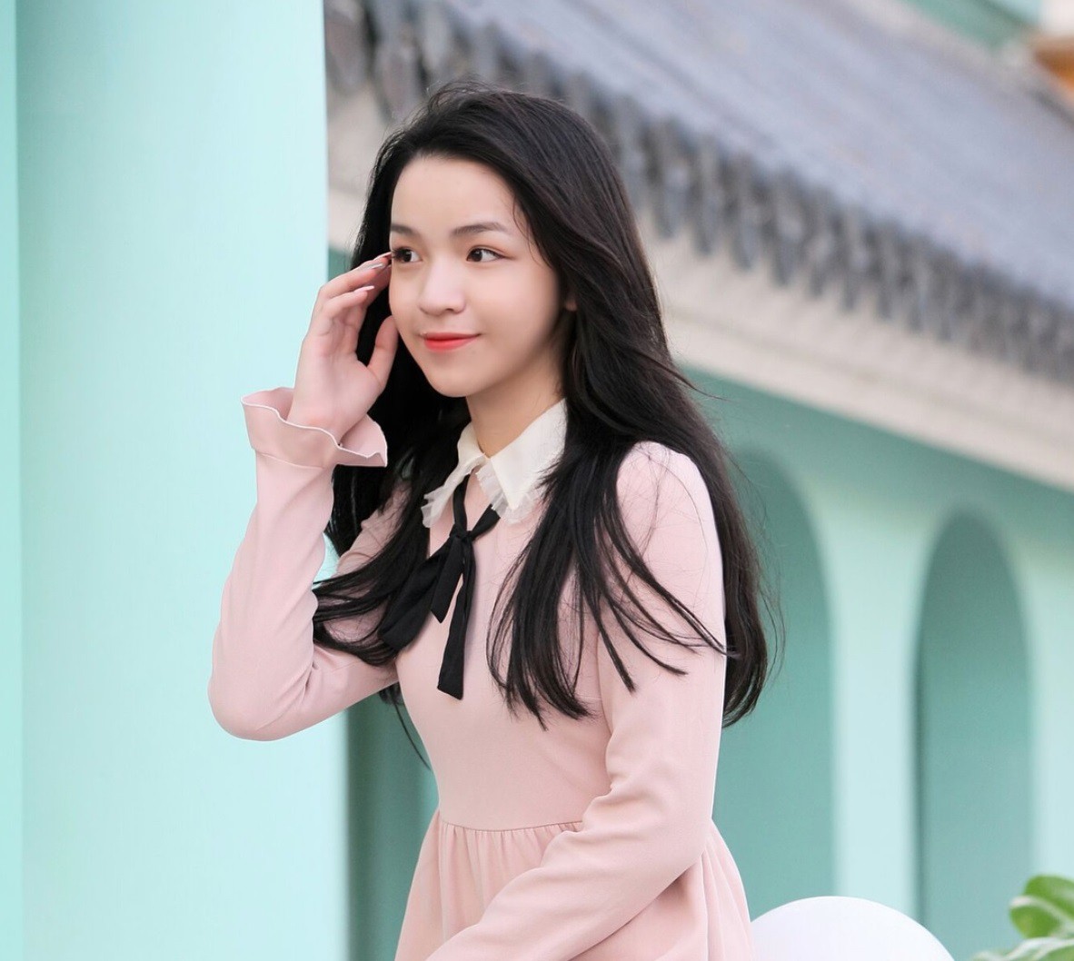 Chân dung bạn gái cực xinh của Phan Hoàng - em trai thiếu gia Phan Thành