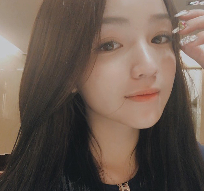 Chân dung bạn gái cực xinh của Phan Hoàng - em trai thiếu gia Phan Thành