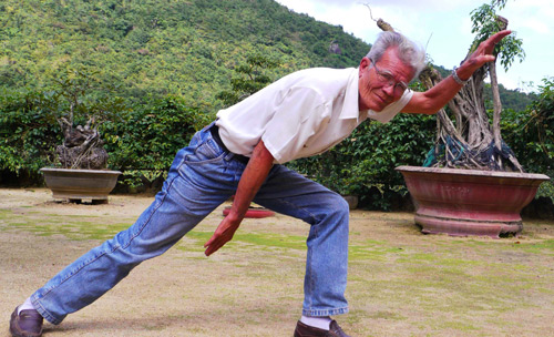 Võ sư 12 đời vợ vẫn... cô đơn