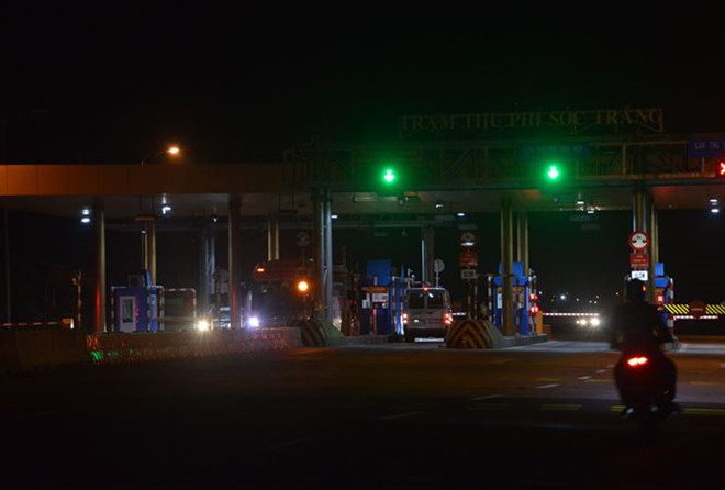 Trạm BOT Sóc Trăng bình yên ngày thu phí đầu năm