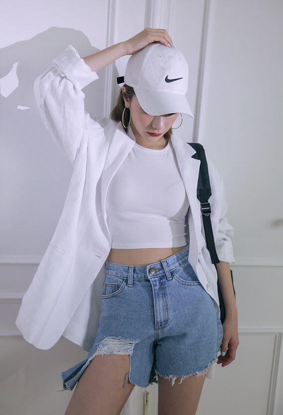 Dát đầy đồ hiệu nhưng vẫn bị chê kém sang, có phải chị em đã mắc những lỗi này?