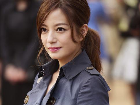 7 đặc điểm trên gương mặt hé lộ người phụ nữ có số hưởng, phước lành, may mắn cả đời