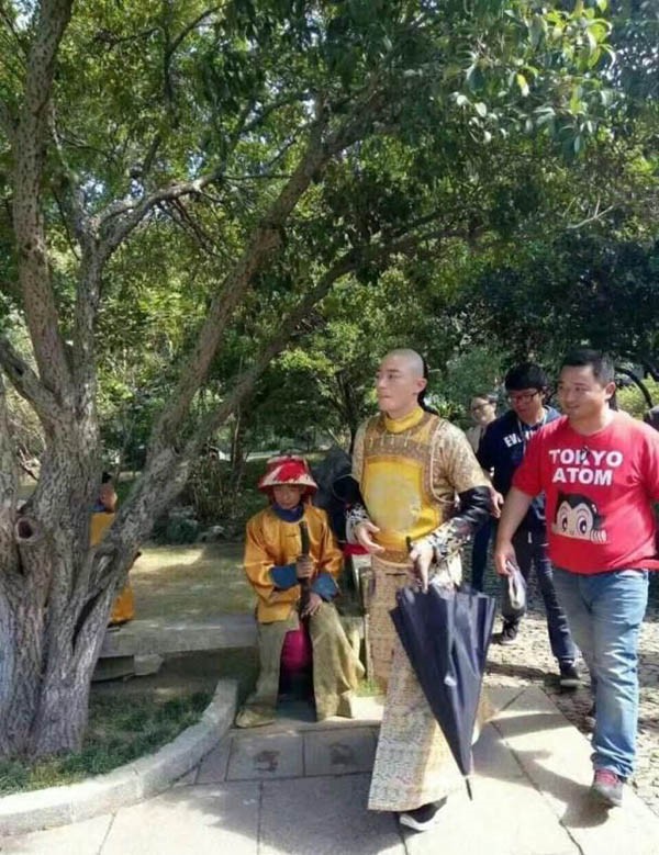 Sao Hoa ngữ danh tiếng đối xử với trợ lý: Người thân thiết như bạn bè, kẻ hành hạ, bắt cung phụng hệt người hầu