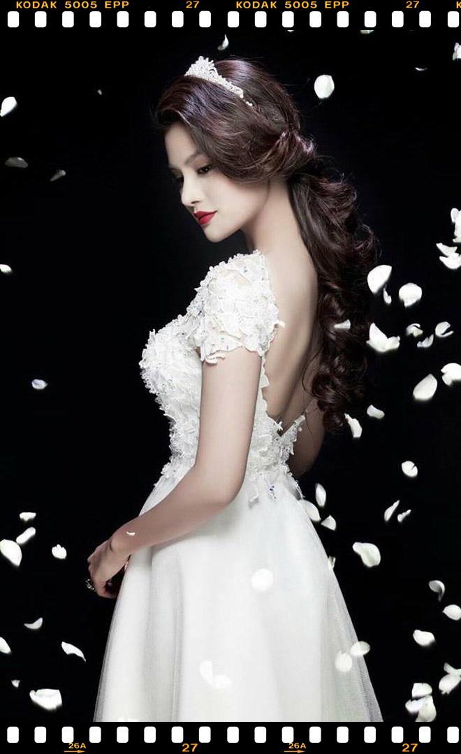 Lối thoát nào cho sao nữ Việt trước cám dỗ, cạm bẫy từ những gã đàn ông trơ trẽn?