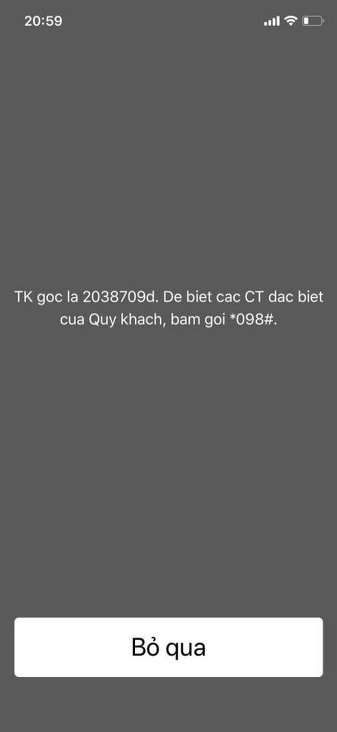 Ngày cuối khuyến mãi 50%, chị gái đi từ sáng đến tối gom thẻ nạp 10 triệu xài dần khiến dân tình ngỡ ngàng