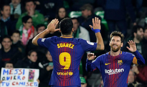 Messi và Suarez ghi nhiều bàn hơn 74 đội ở năm giải hàng đầu