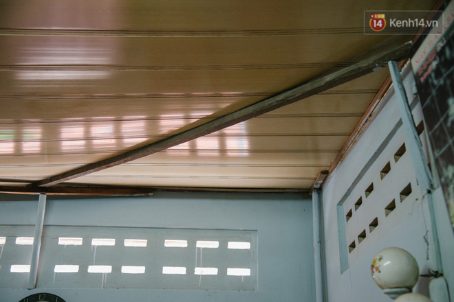 Về thăm căn nhà nhỏ cũ kỹ của gia đình thủ môn U23 Việt Nam: Mẹ ung thư, cha mất khả năng lao động