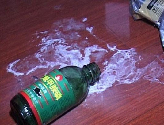 Uống thuốc sâu tự tử sau khi bị ‘cướp xe máy’