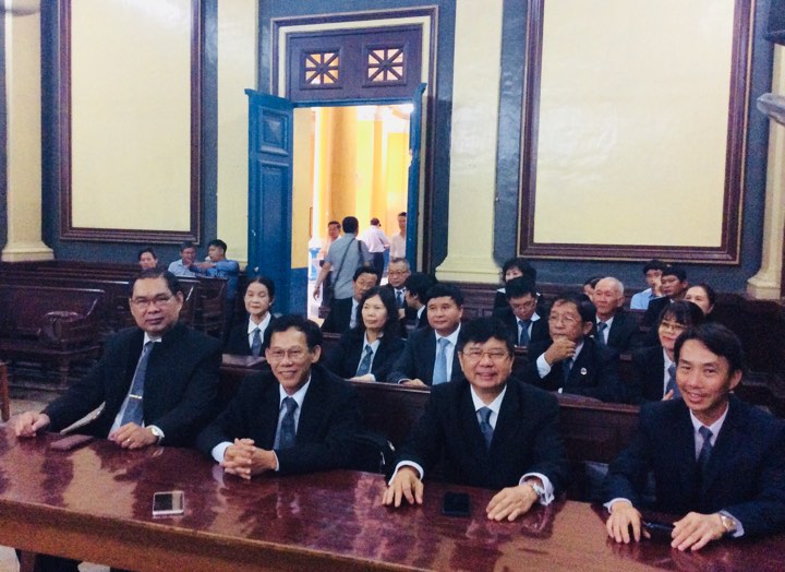 Xử cựu lãnh đạo NaviBank: Đại diện VKS cãi tay đôi với bị cáo