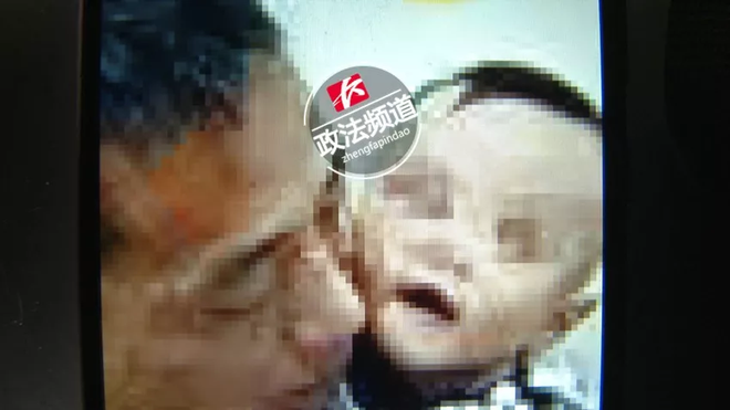 Tò mò muốn xem ống thông gió, bé trai 7 tuổi ngã từ tầng 29 tử vong