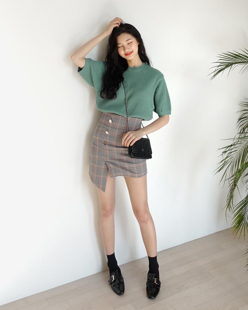 Cứ chọn kiểu họa tiết này khiến váy đơn giản cỡ nào cũng nổi nhất hội!