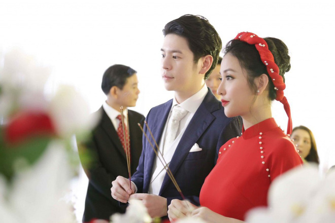 Mai Hồ tiết lộ về chuyện tình với chồng điển trai: Lần đầu gặp đã hoài nghi anh ấy là người đồng tính Mai Hồ tiết lộ về chuyện tình với chồng điển trai: Lần đầu gặp đã hoài nghi anh ấy là người đồng tính