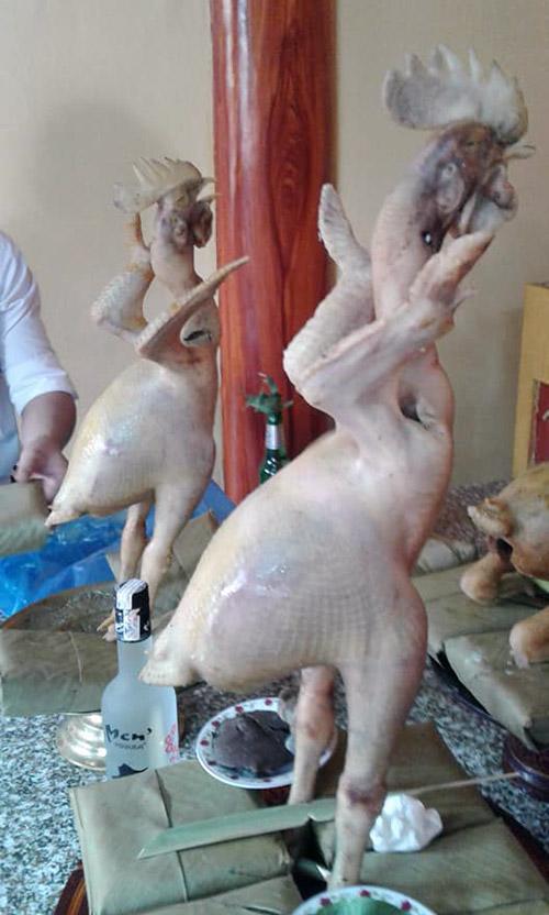 Sự thật bất ngờ về loạt ảnh phi đội gà bay cúng Rằm tháng Giêng gây sốt MXH