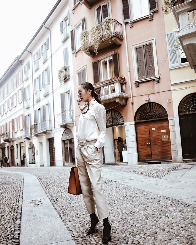 Diện quần âu và sơmi cách điệu đẹp như các quý cô châu Á trong street style đầu tháng 3