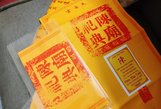 Clip ấn đền Trần vẫn bán tràn lan trước giờ phát ấn