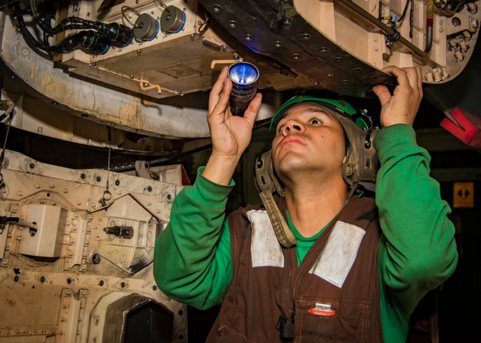 Hình ảnh mới nhất trên Biển Đông của tàu sân bay Mỹ sắp đến Việt Nam