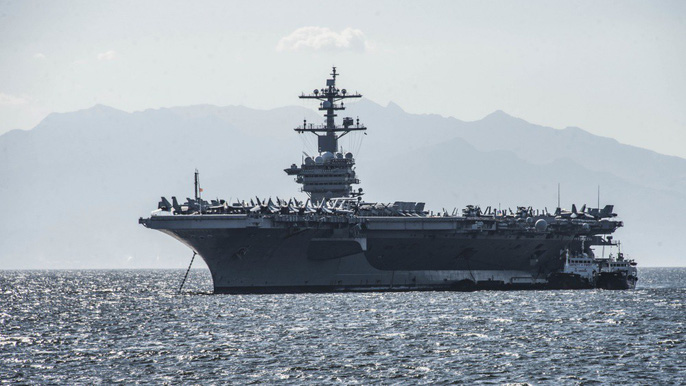 Hình ảnh mới nhất trên Biển Đông của tàu sân bay Mỹ sắp đến Việt Nam