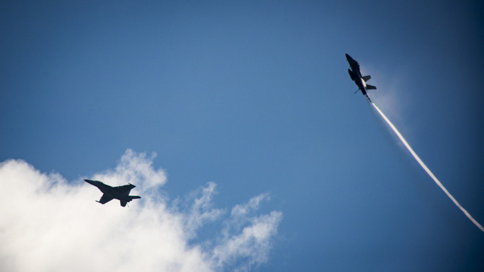 Hình ảnh mới nhất trên Biển Đông của tàu sân bay Mỹ sắp đến Việt Nam