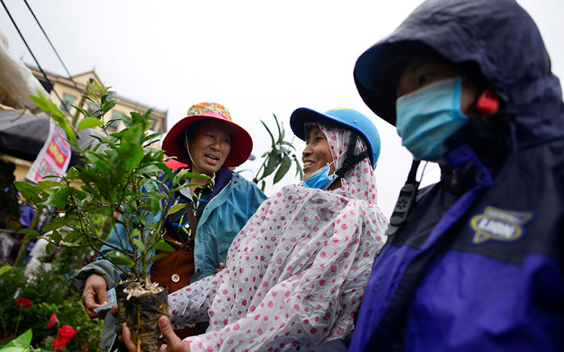 1.001 kiểu giành giật, chen lấn để có lộc đầu năm