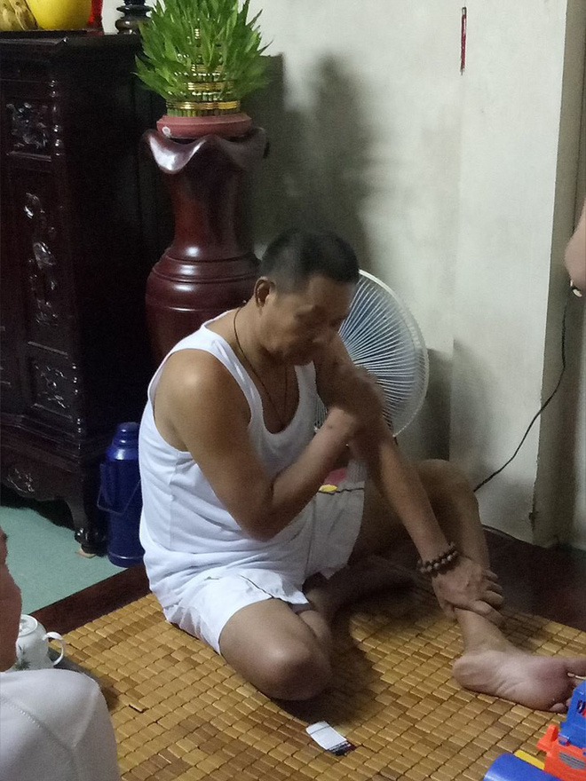 Con gái và câu chuyện về chồng nhặt của mẹ gây xúc động