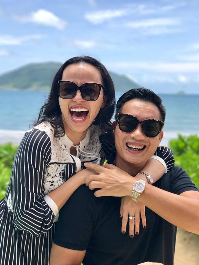 Thần thái sang chảnh và cuộc sống sung túc của BTV Hoa Thanh Tùng Thần thái sang chảnh và cuộc sống sung túc của BTV Hoa Thanh Tùng