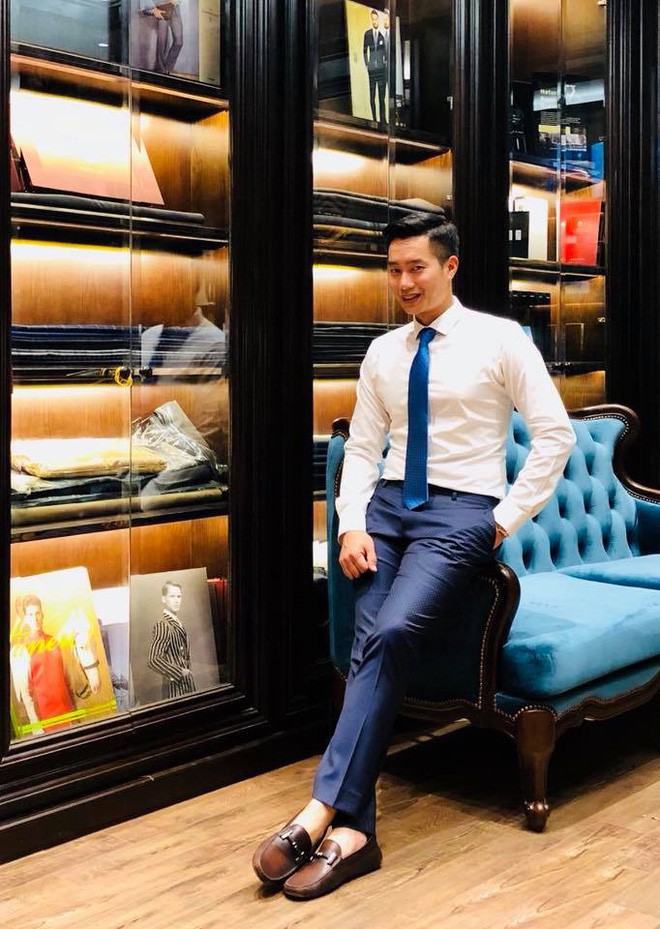 Thần thái sang chảnh và cuộc sống sung túc của BTV Hoa Thanh Tùng