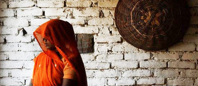 Ám ảnh của người vợ bị chồng bạo hành khi đến tháng