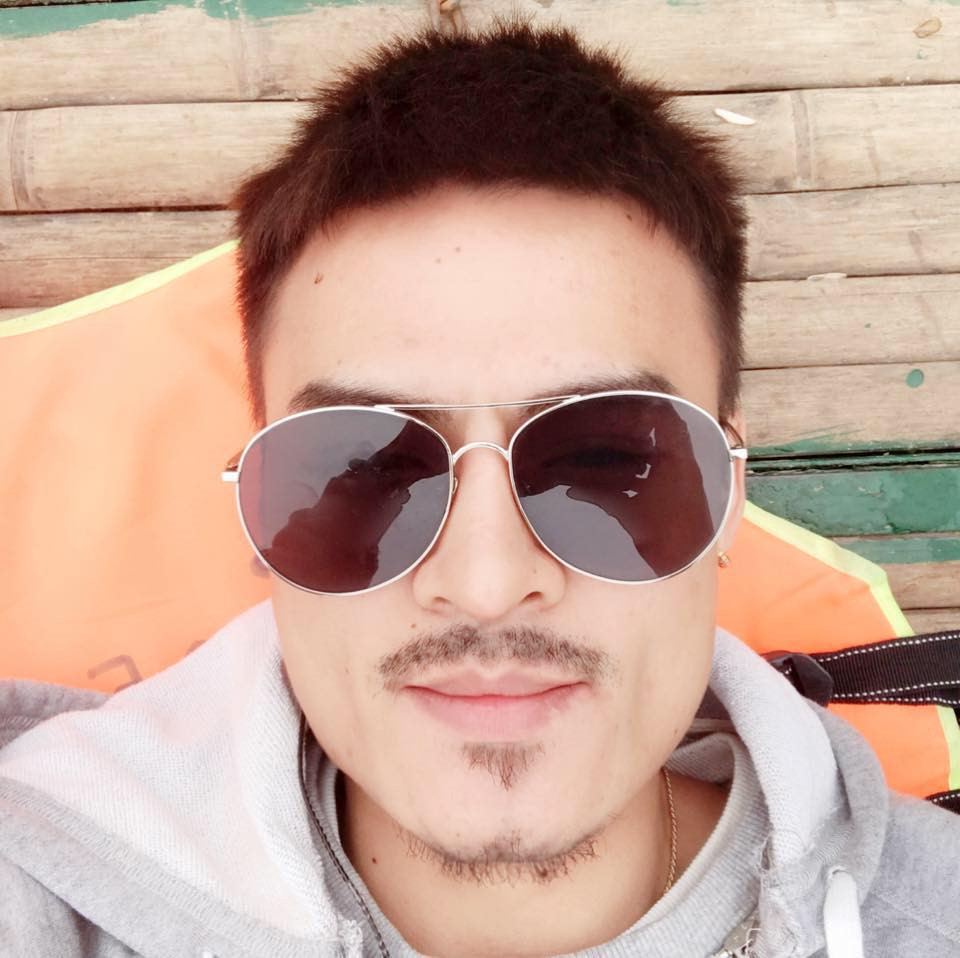 Hiện tượng Hoa Vinh: Cuộc sống đỡ cơ cực từ khi biết livestream hát