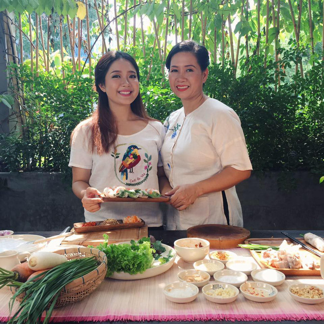 Bài học về chiếc túi 300 đô nữ CEO Việt dạy con gái khiến người đọc gật gù