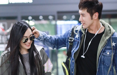 Sao nữ gốc Việt và chồng trẻ tình cảm giữa ồn ào rạn nứt vì khó có con