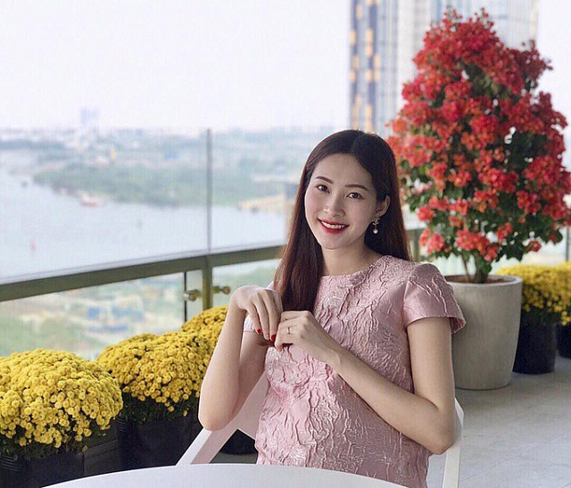 Lệ Quyên vô tình hé lộ giới tính em bé trong bụng Hoa hậu Đặng Thu Thảo Lệ Quyên vô tình hé lộ giới tính em bé trong bụng Hoa hậu Đặng Thu Thảo