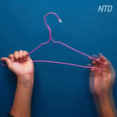 Vô số mẹo siêu hay từ móc treo quần áo, bạn không nắm được thì quả là phí! Vô số mẹo siêu hay từ móc treo quần áo, bạn không nắm được thì quả là phí!