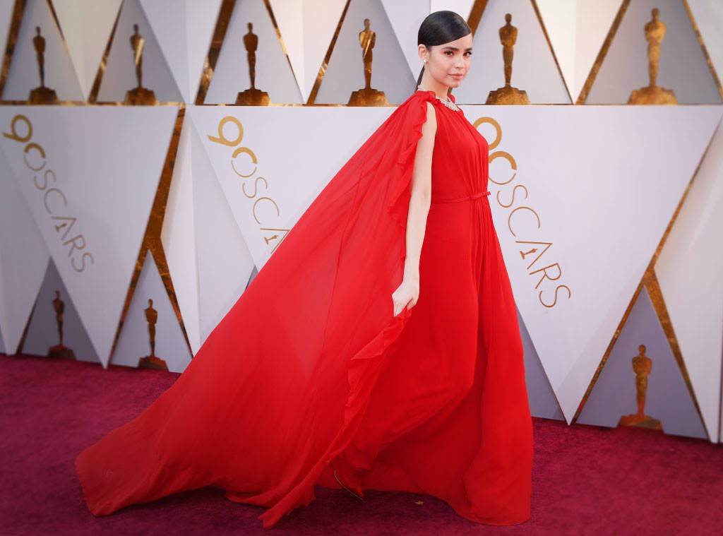 Thảm đỏ Oscar 2018 biến thành dạ hội lộng lẫy cho các công chúa Lọ Lem đẹp nhất thế giới