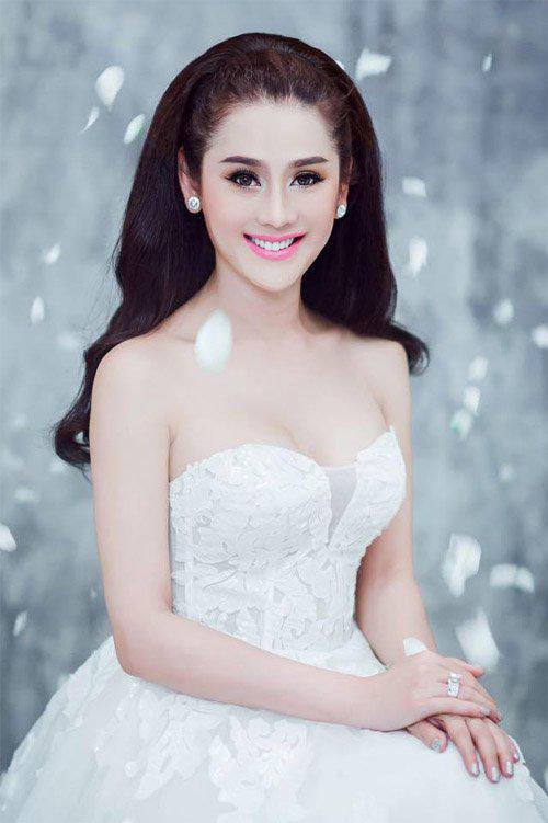 5 sao Việt dũng cảm công khai quá trình phẫu thuật chuyển giới đầy gian nan 5 sao Việt dũng cảm công khai quá trình phẫu thuật chuyển giới đầy gian nan