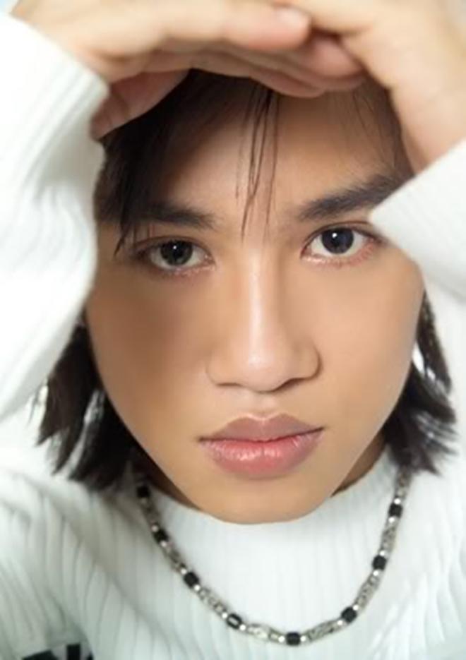 5 sao Việt dũng cảm công khai quá trình phẫu thuật chuyển giới đầy gian nan