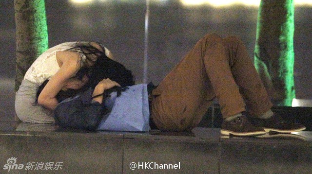 Loạt scandal tai tiếng của sao TVB: Người mang danh kẻ biến thái sàm sỡ đồng nghiệp, kẻ vô tư làm chuyện ấy nơi công cộng