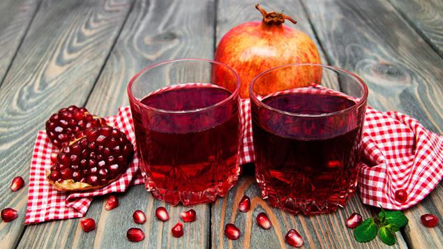 Môi hồng tự nhiên như đánh son không khó, chị em cứ làm theo 4 công thức sau là được!