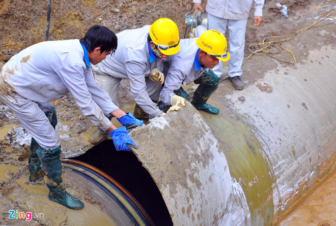 Vụ vỡ ống cấp nước sông Đà: Nữ chủ tọa bác đề nghị hoãn phiên tòa