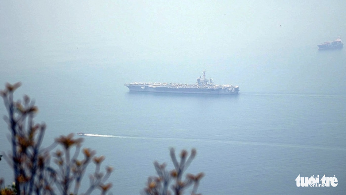 Tàu sân bay Mỹ đã neo đậu trong Vịnh Đà Nẵng