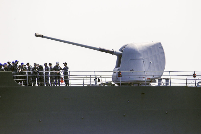 Khí tài hiện đại trên tàu tuần dương đi cùng tàu sân bay Mỹ