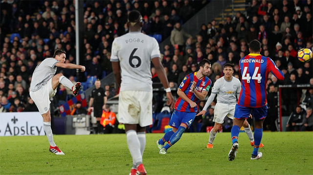 Crystal Palace 2-3 M.U: Matic ghi bàn phút cuối, M.U thắng nghẹt thở Crystal Palace