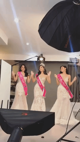 Clip: Mỹ Linh - Thùy Dung - Thanh Tú nhắng nhít nhảy trên nền nhạc của Chi Pu, bắt kịp trào lưu Halu Halu đang hot